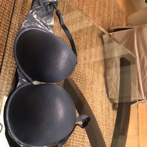 Victoria’s Secret New Bra size 36DD